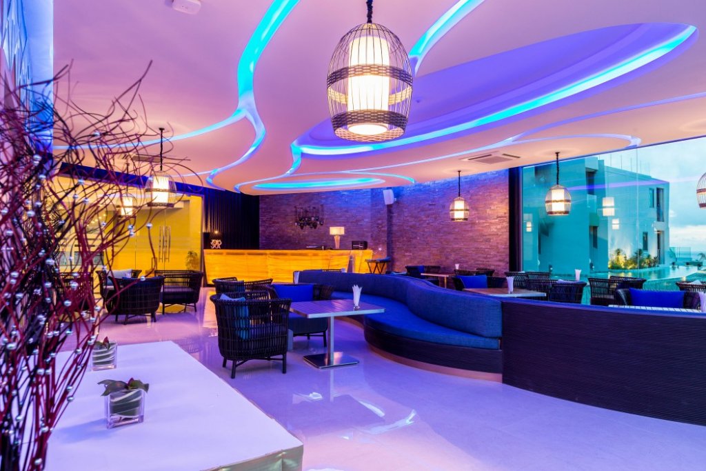 Crest Pool Villas,,5 star