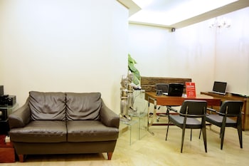 W Home Cipete,,3 star