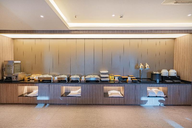 hanting hotel shangrao central square zhongshan rd