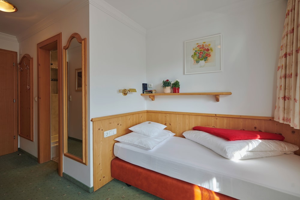 hotel appartement roggal