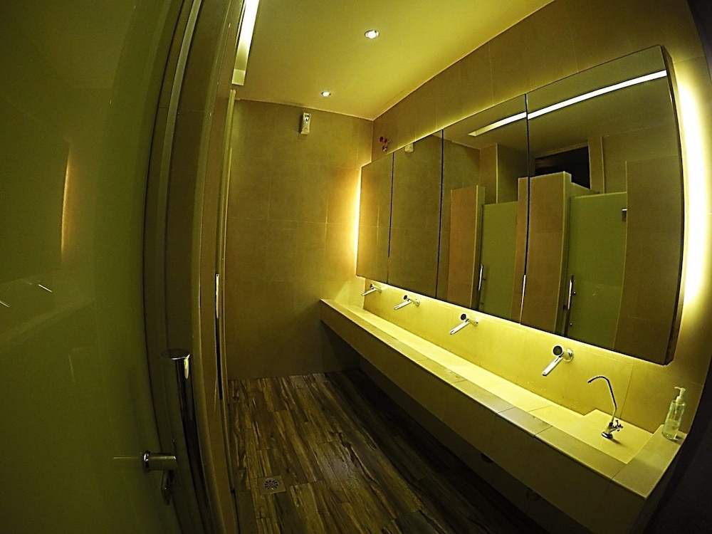 here hotel