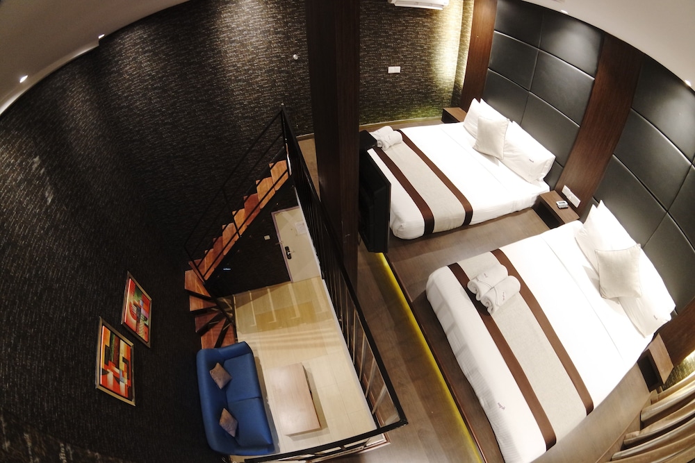 here hotel