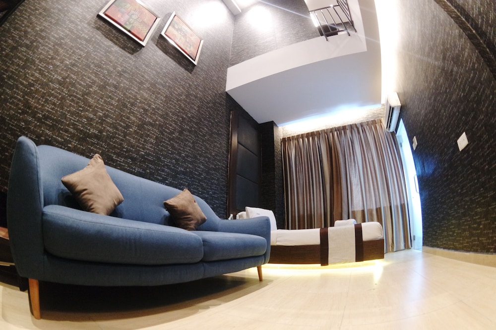 here hotel