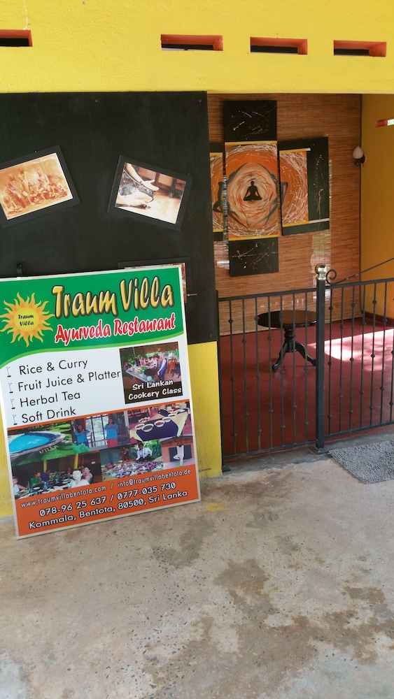 traumvilla bentota