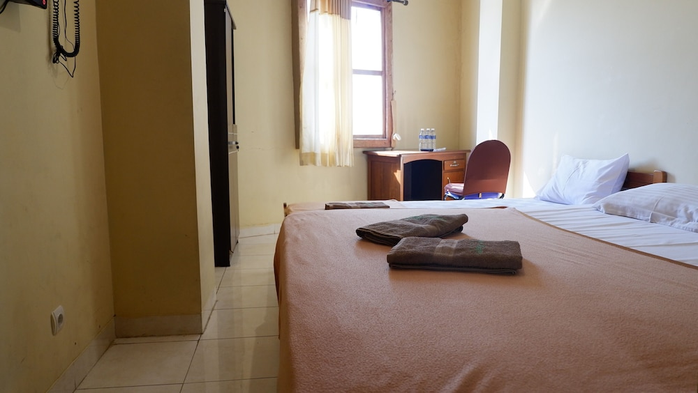 hotel omah pelem syariah hostel