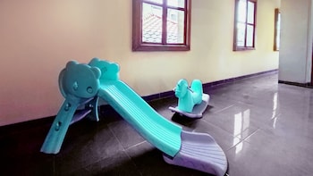 hotel omah pelem syariah hostel