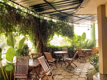 hotel omah pelem syariah hostel