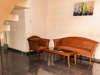 hotel omah pelem syariah hostel