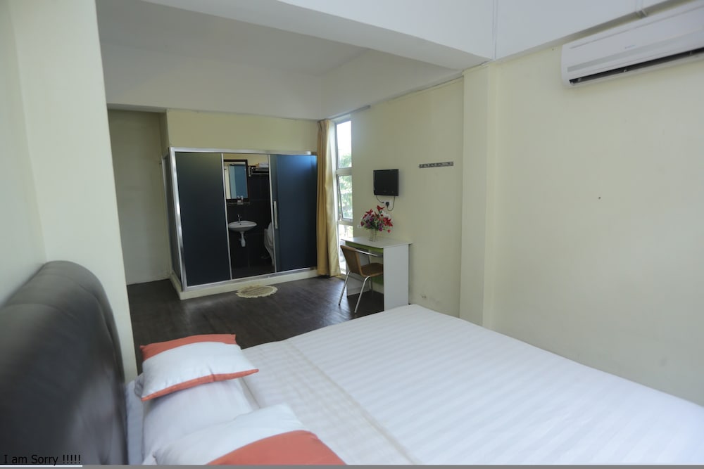 jam hotel near erl salak tinggi sepang