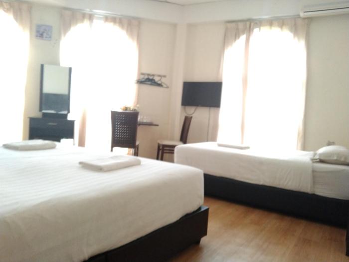 jam hotel near erl salak tinggi sepang