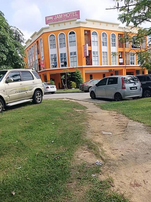 jam hotel near erl salak tinggi sepang