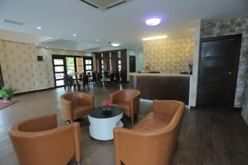 jam hotel near erl salak tinggi sepang