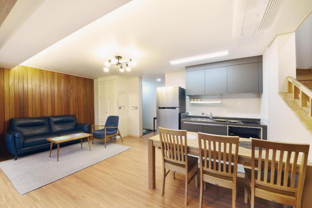 jeju la cour pension