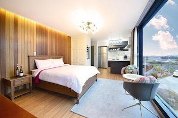 jeju la cour pension