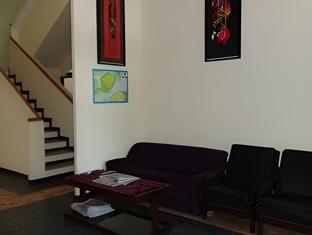 langko 48 near islamic centermosque redpartner