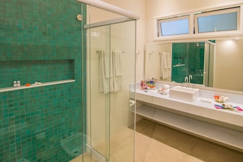 la chimere buzios essence