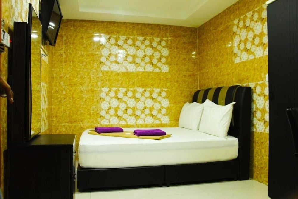 sungai besi hotel