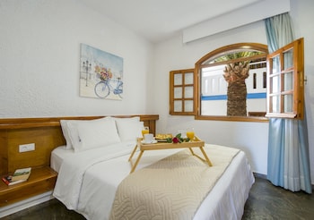 folia apartments