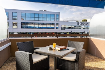 originals hotel galaxie nice aeroport cap 3000