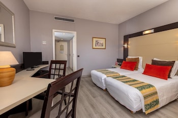 originals hotel galaxie nice aeroport cap 3000