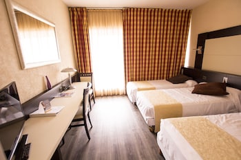 originals hotel galaxie nice aeroport cap 3000