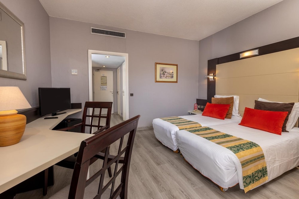 originals hotel galaxie nice aeroport cap 3000