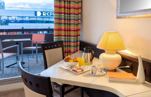 originals hotel galaxie nice aeroport cap 3000