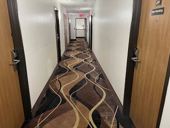 Super 8 By Wyndham Altoona,Hollidaysburg>>Altoona,2 star