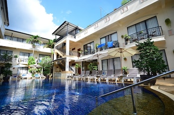 In On The Beach,Near Karon Beach,3 star