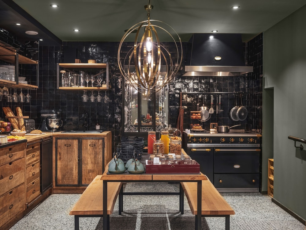 appartements crebillon maisons du monde hotel and suites