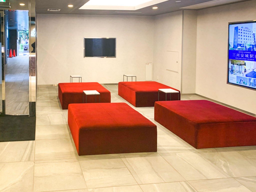 hotel livemax yokohama sutajiamumae