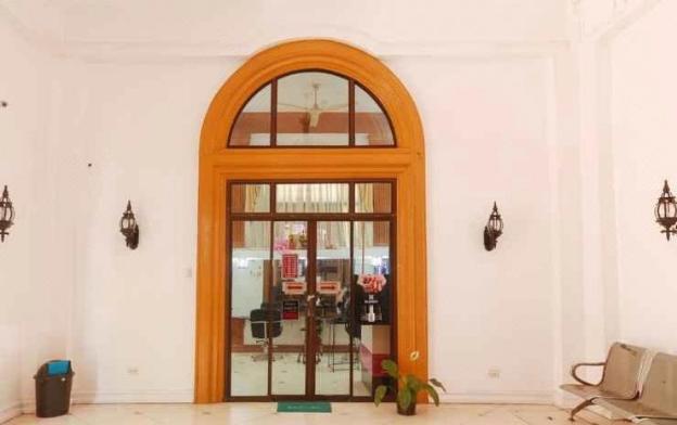reddoorz plus castle chateau iloilo