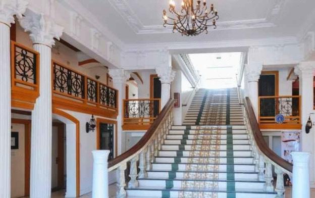 reddoorz plus castle chateau iloilo