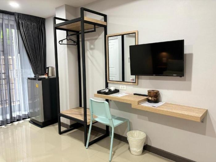the hub hotel surin
