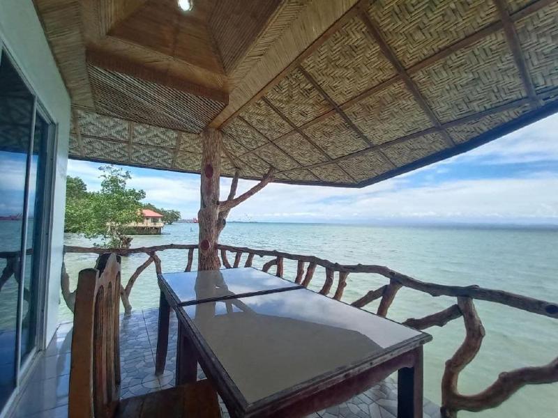 reddoorz plus costa roca balamban
