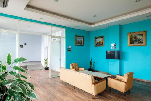 sans hotel rajawali surabaya