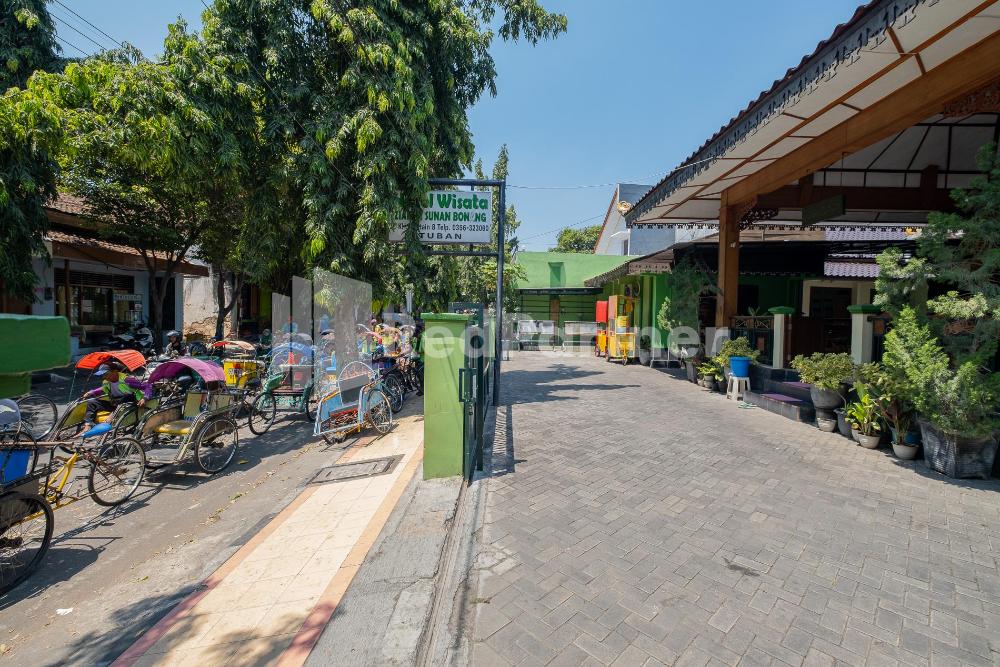 hotel wisata ziarah sunan bonang syariah mitra reddoorz