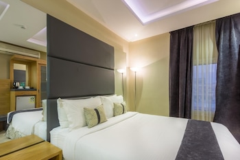 almuhaidb al takhasosi suites