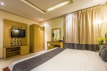 almuhaidb al takhasosi suites