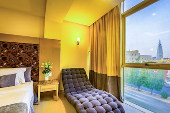almuhaidb al takhasosi suites