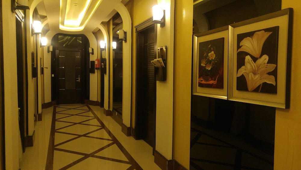 almuhaidb al takhasosi suites