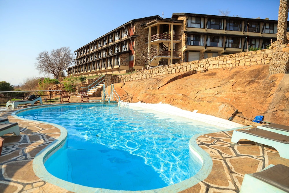 salt lick safari lodge