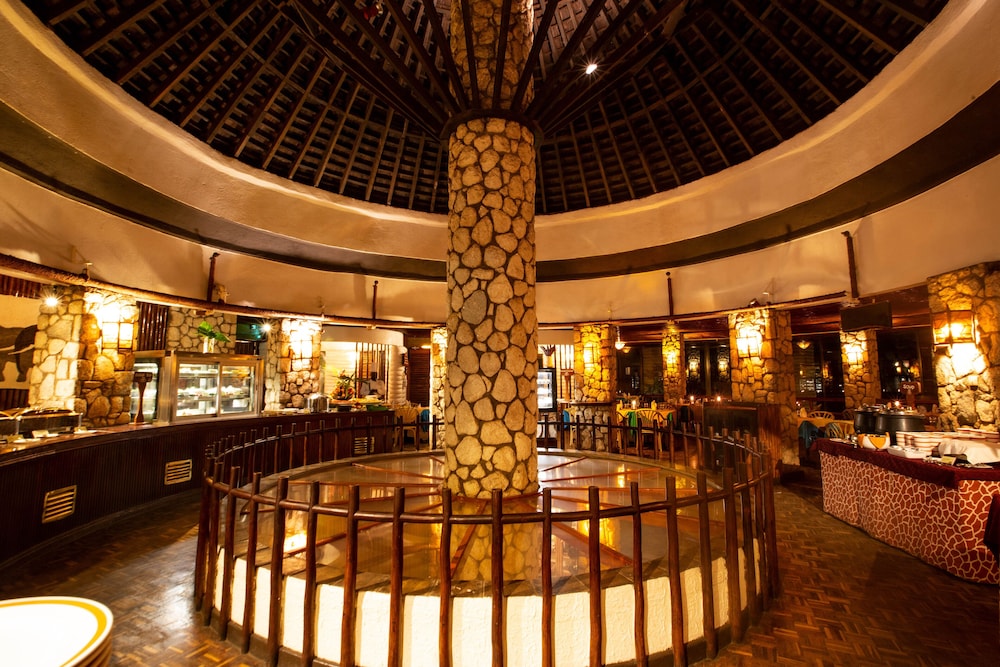 salt lick safari lodge