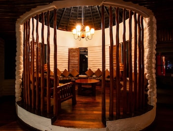 salt lick safari lodge