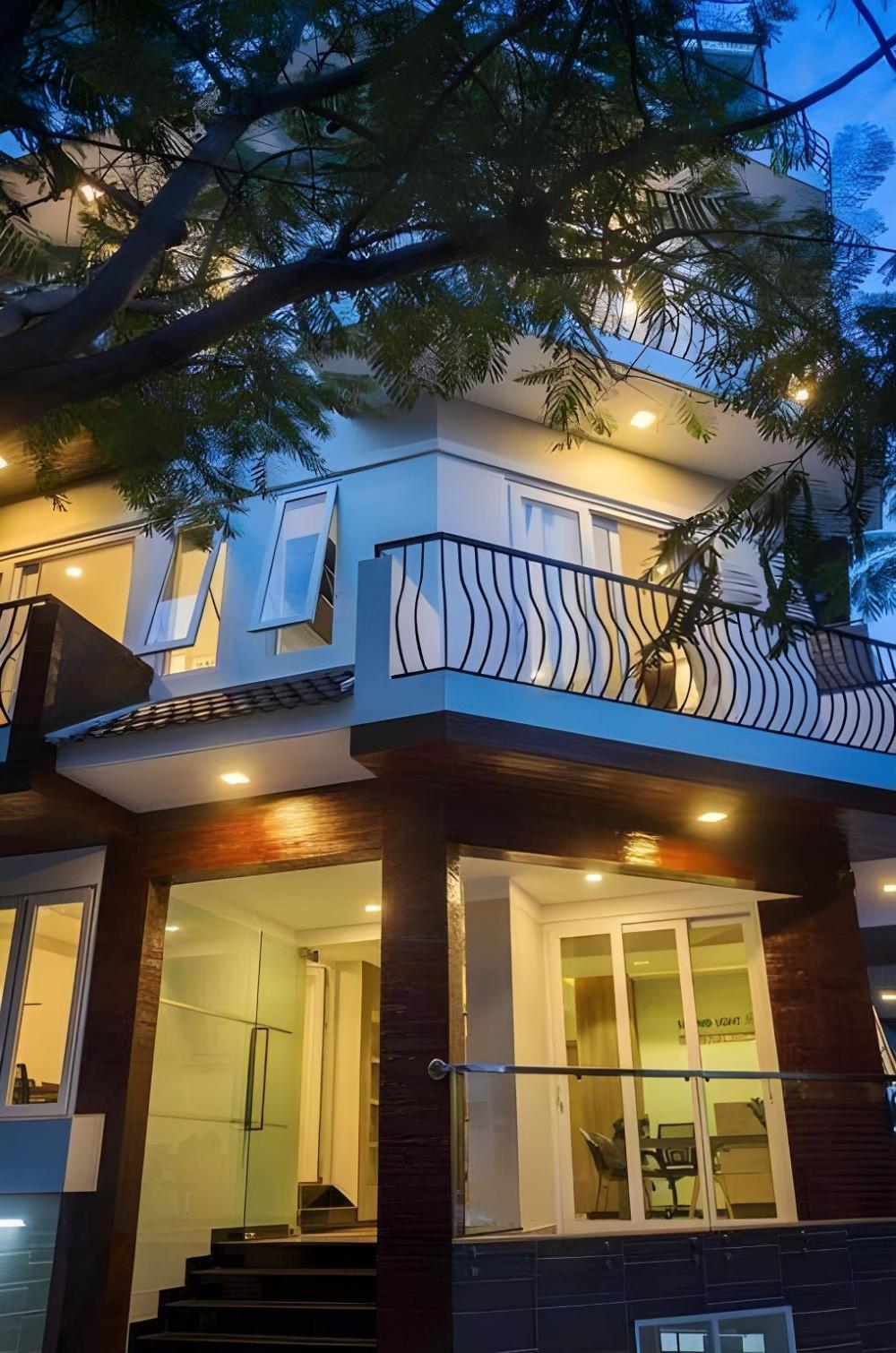 spring light apartment