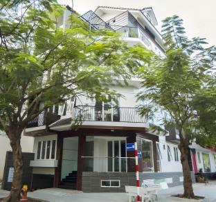 spring light apartment