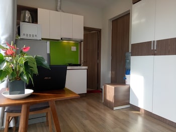 spring light apartment