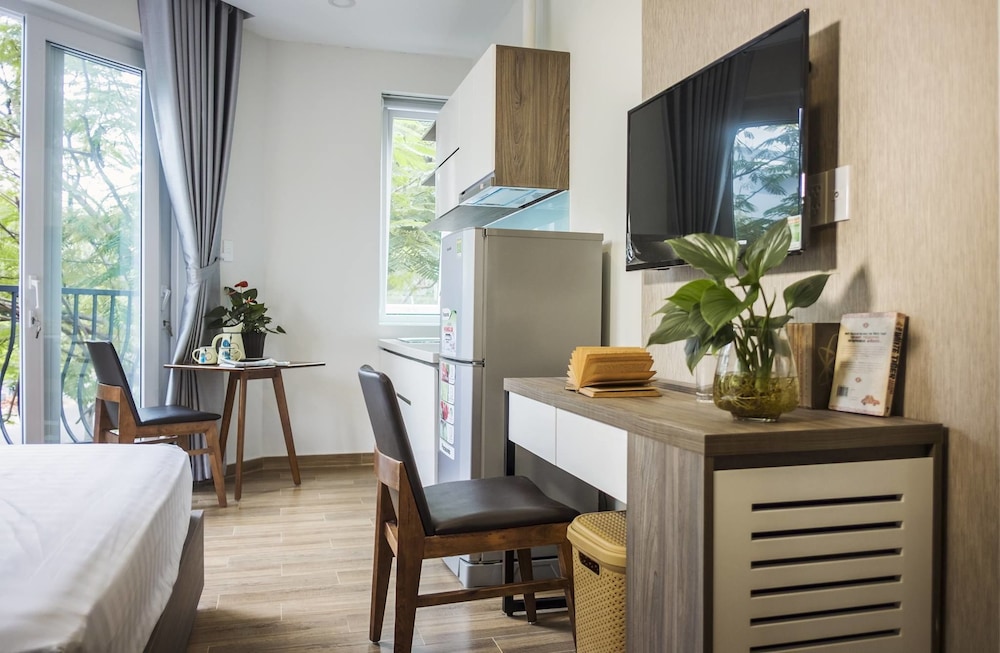 spring light apartment