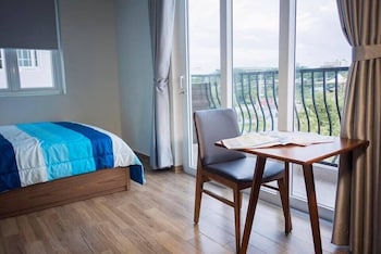 spring light apartment