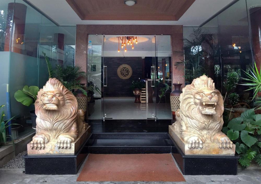 helios hotel malang